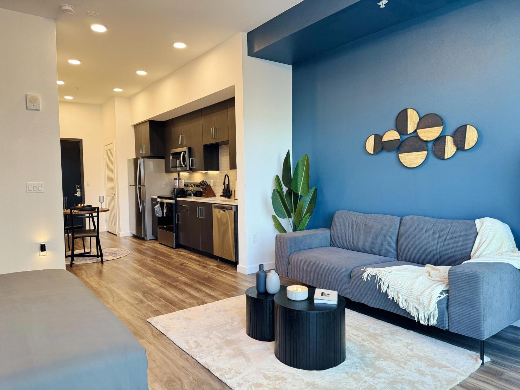 Appartement Modern London Style In Hollywood -free Parking *
