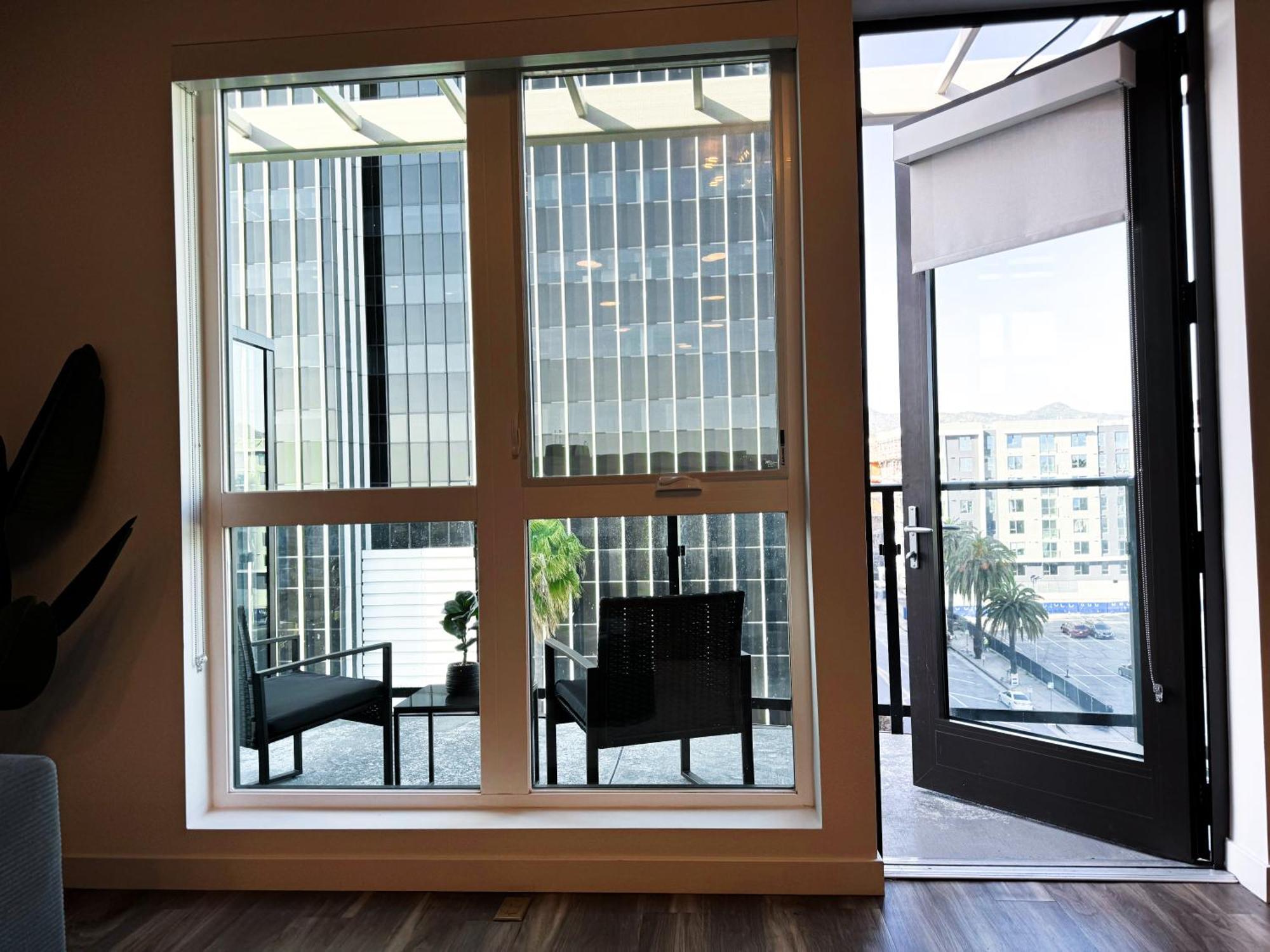 Modern London Style In Hollywood -free Parking Appartement